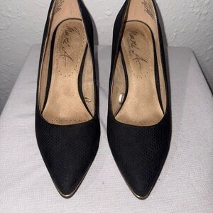 Nina Black Textured Heels